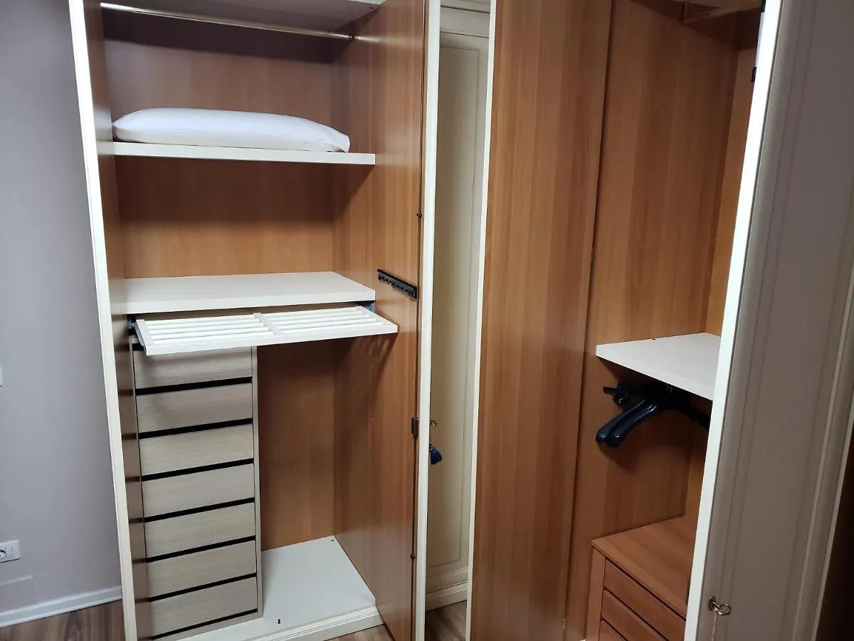 Art Gallery Apartments Tirana 1 0*,  ألبانيا